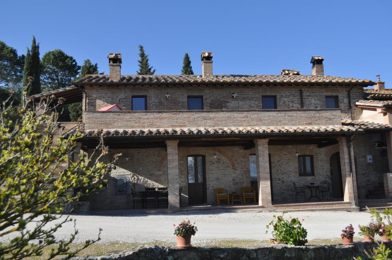 Farm Stay Il Carro Del Colle Collevalenza Exterior foto