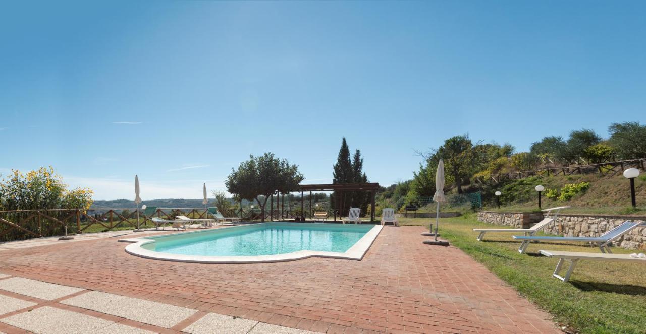 Farm Stay Il Carro Del Colle Collevalenza Exterior foto